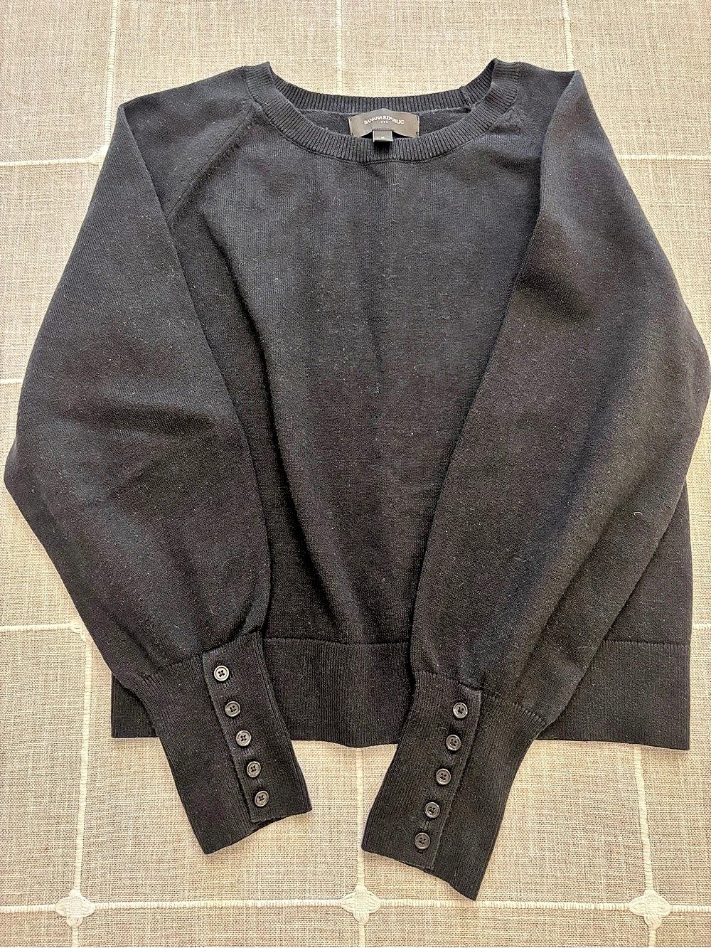 Banana Republic Volume-Sleeve Cardigan Sweater Black Small
